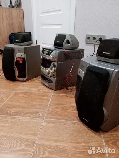 Музыкальный центр