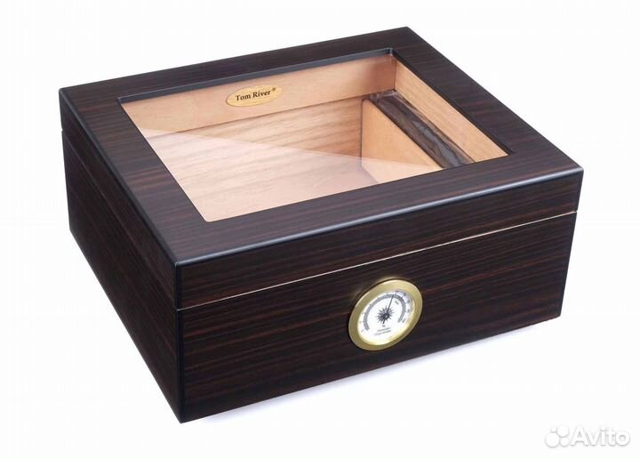 Хьюмидоры Tom River на 40 сигар со стеклом
