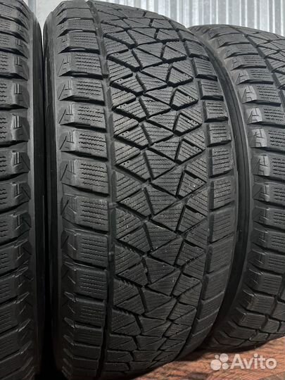 Bridgestone Blizzak DM-V2 225/55 R18 98Q