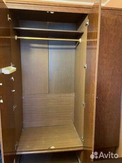 Шкаф для одежды бу