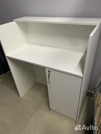 Стойка администратора