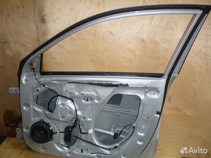 Дверь передняя правая KIA RIO 2017