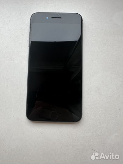 iPhone 8 Plus, 256 ГБ