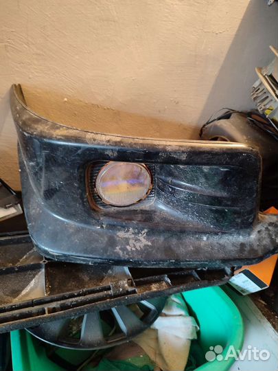 Бампер передний toyota funcargo