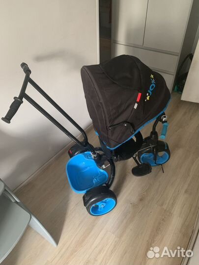 Детский велосипед трехколесный с ручкой