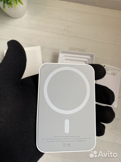 MagSafe Battery Pack зарядное устройство