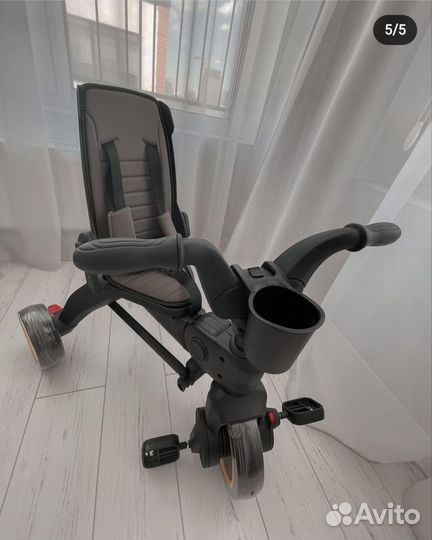 Новый велосипед коляска с ручкой, аналог Doona