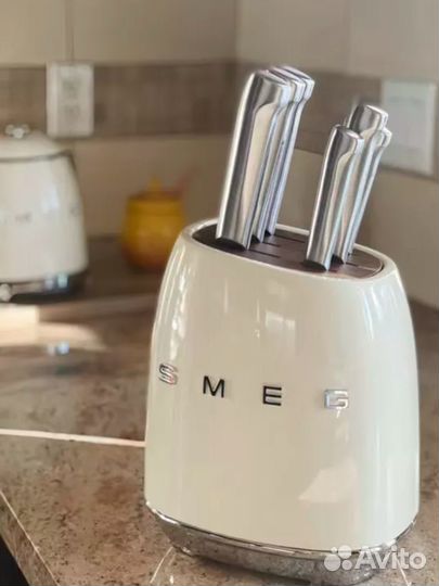 Набор ножей Smeg