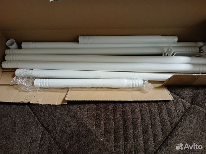 Карниз новый 16 мм диаметр трубы, 10 колец к нему