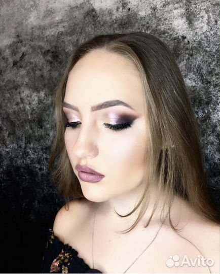 Визажист (Макияж на дому)