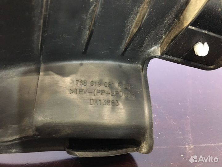 Уплотнитель крыши левый Renault Duster 2