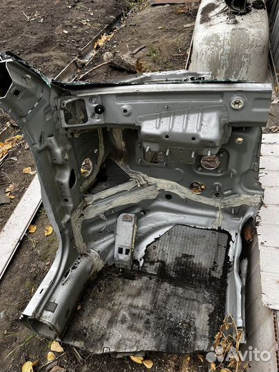 Четверть передняя левая Chevrolet Lacetti седан