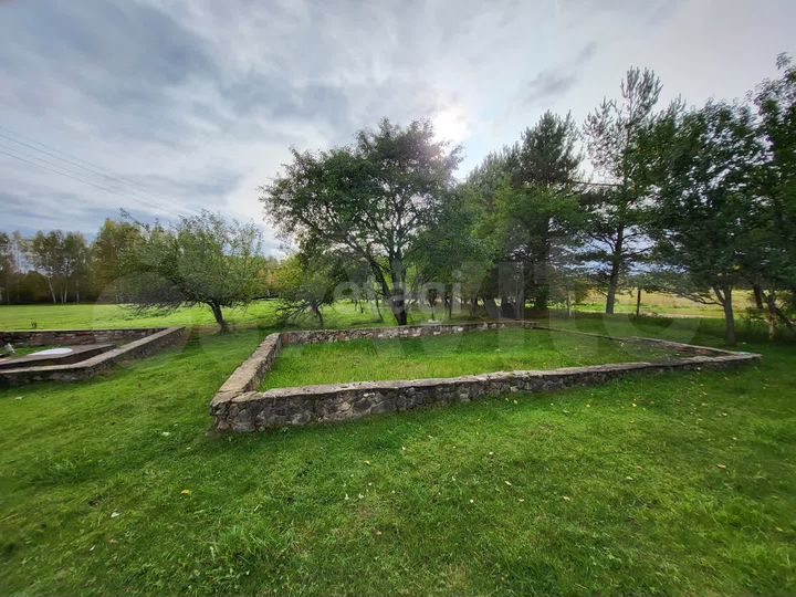 Дом 80 м² на участке 12 га