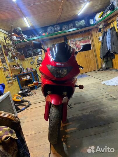 Yamaha yzf 600r thundercat