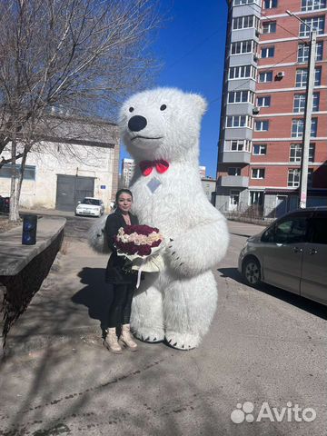 Весёлый белый Мишка аниматор