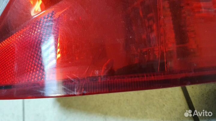 Фонарь задний правый Renault Sandero
