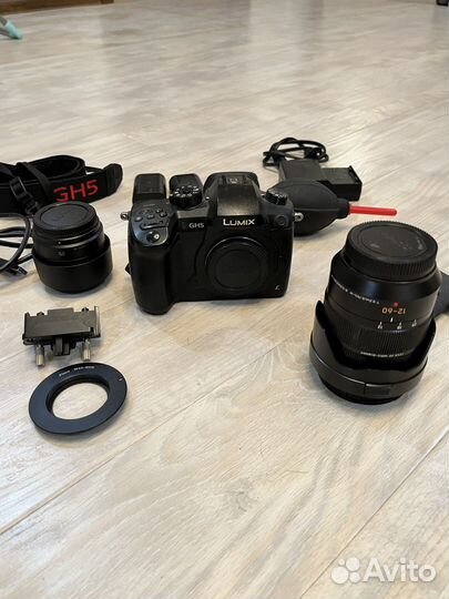 Камера Panasonic Lumix DC-GH5 Body черная