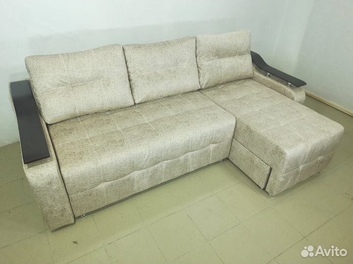 Угловой диван