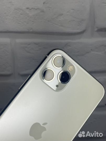 iPhone 11 Pro, 64 ГБ