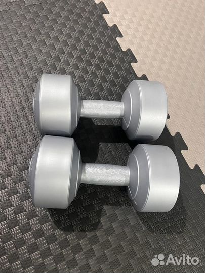 Гантели 4кг новые