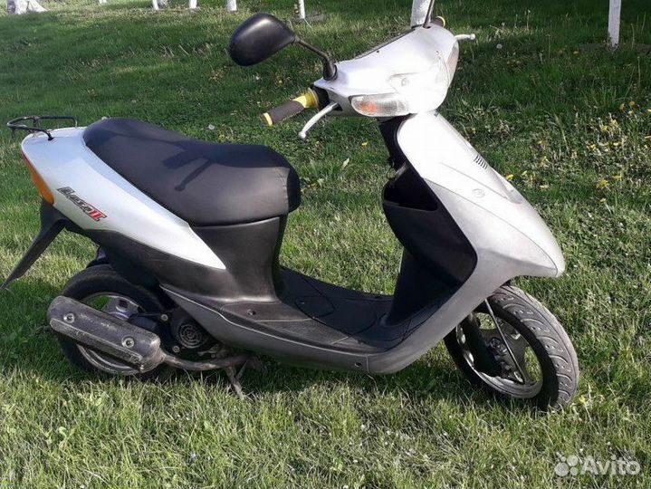 Скутер Suzuki Lets 2