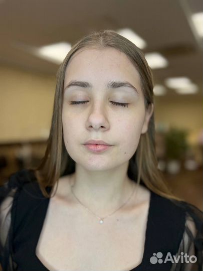 Окрашивание и ламинирование бровей