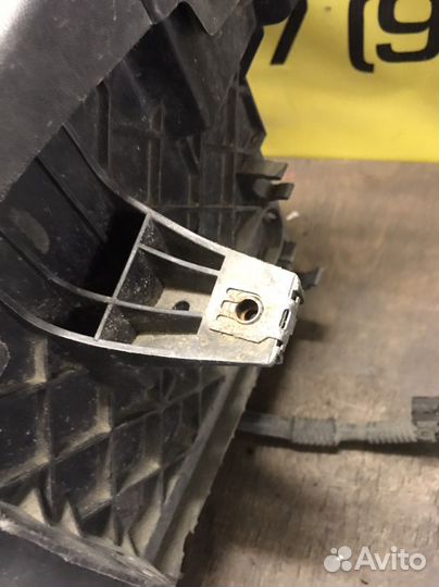 Рено флюенс площадка под акб