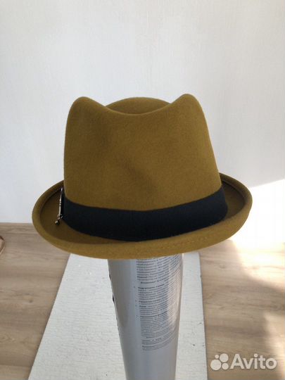 Шляпа фетровая женская