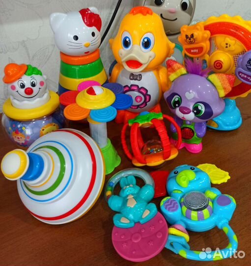 Развивающие игрушки пакетом