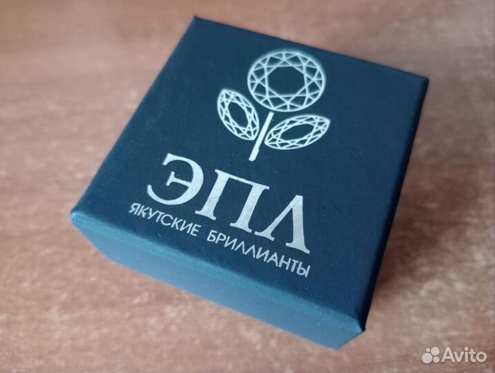 Серебряное кольцо с бриллиантом эпл Якутск.брил
