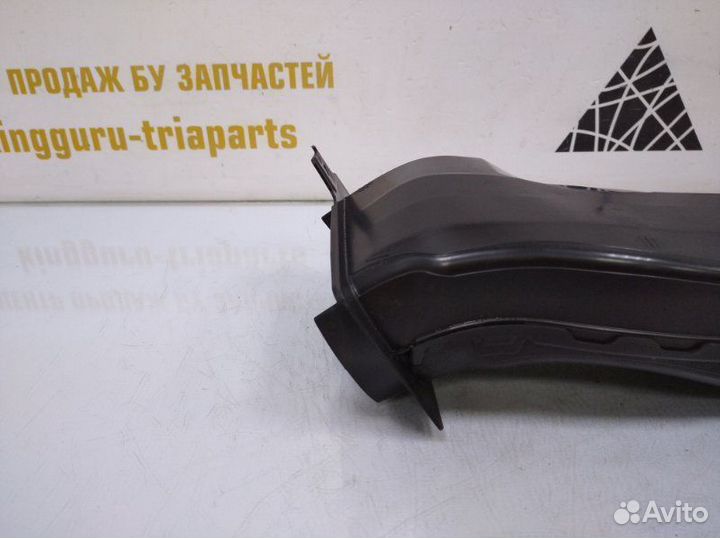 Воздуховод охлаждения тормозов передний правый Bmw