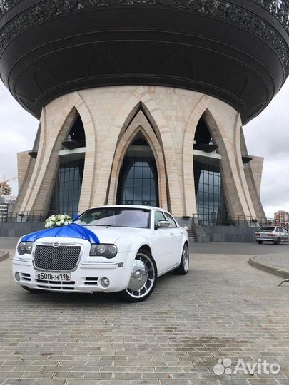 Свадебные украшения на машину синие