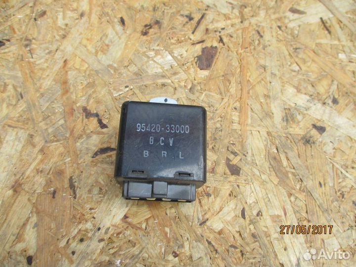 Реле стеклоочистителей Хендай Акцент (2009)