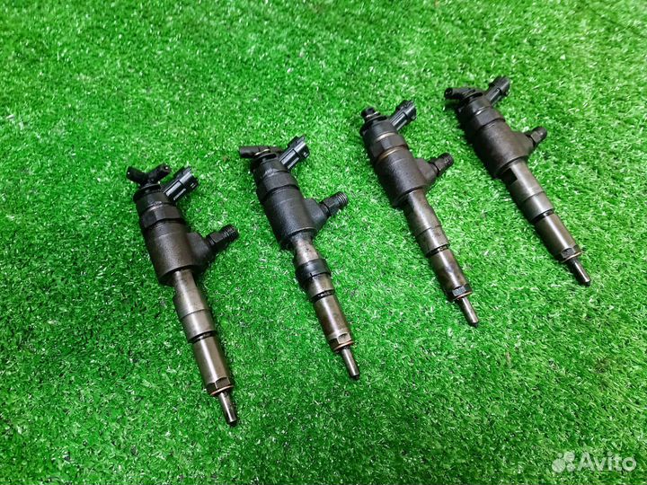 Топливная форсунка Peugeot 307 1,4 HDi