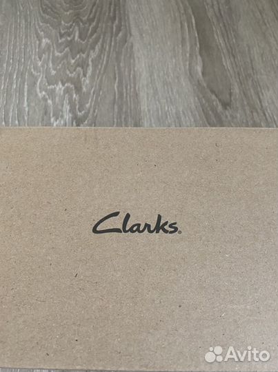 Туфли для девочки 27 размер Clarks