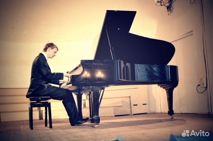 Преподаватель фортепиано, сольфеджио