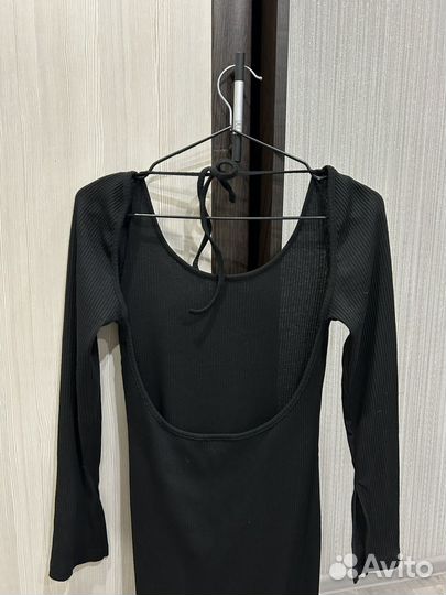 Платье миди с открытой спиной