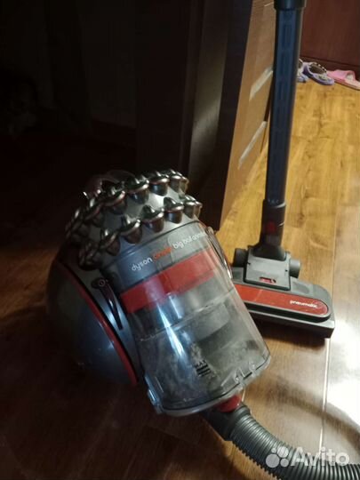 Пылесос Dyson