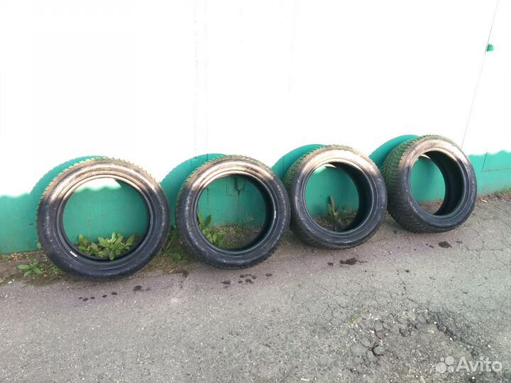 Goodyear UltraGrip Ice+ 215/55 R17 94T