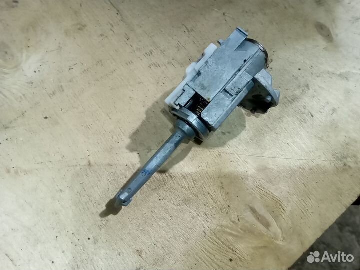 Личинка замка двери BMW X4 F26 X3 F25