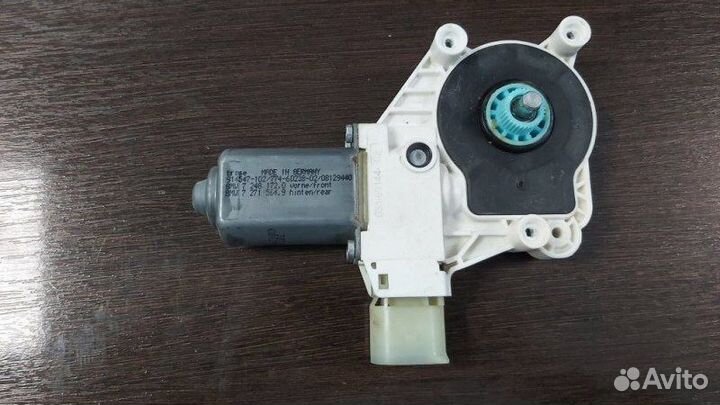 Моторчик стеклоподъемника правый Bmw 528I F10