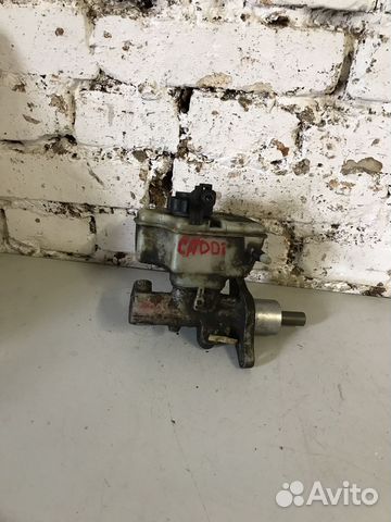 Главный тормозной цилиндр Volkswagen Caddy 3