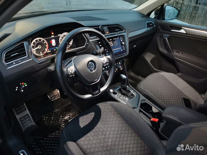 Volkswagen Tiguan 1.4 AMT, 2018, 243 046 км