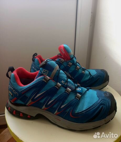 Ботинки Salomon женские 39 1/3