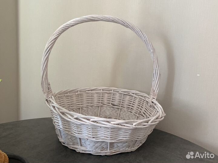 Корзина плетеная большая