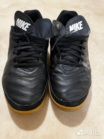 Бутсы футзалки