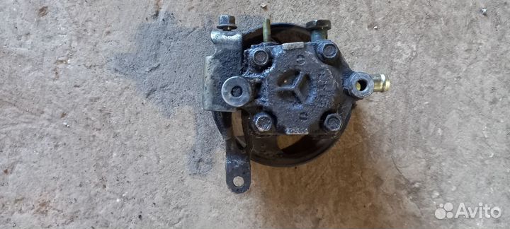 Насос гидроусилителя руля Lancer9