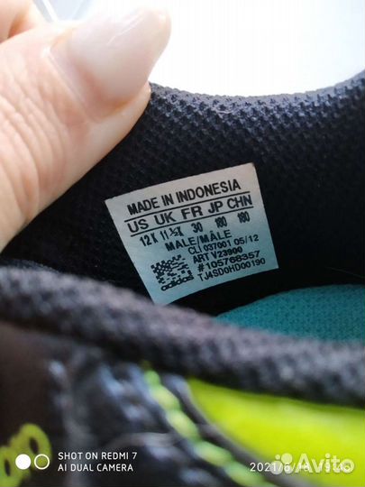 Футбольные бутсы Adidas р. 29