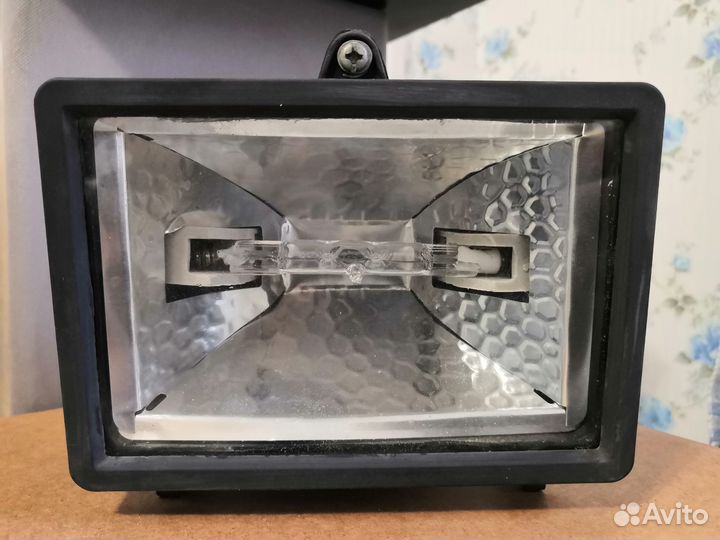 Фонарь Прожектор галогенный