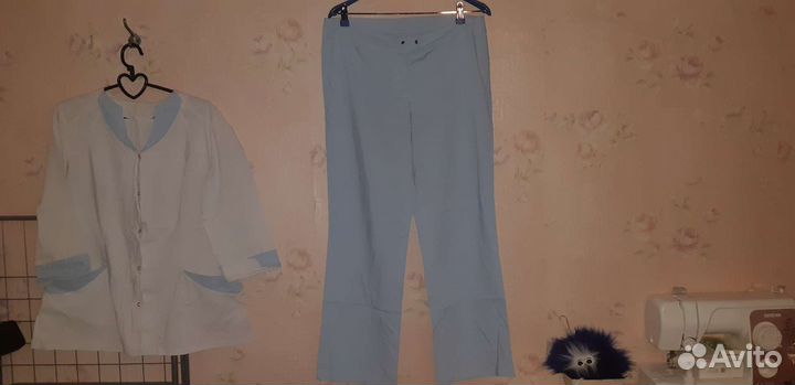 Медицинский костюм и халаты